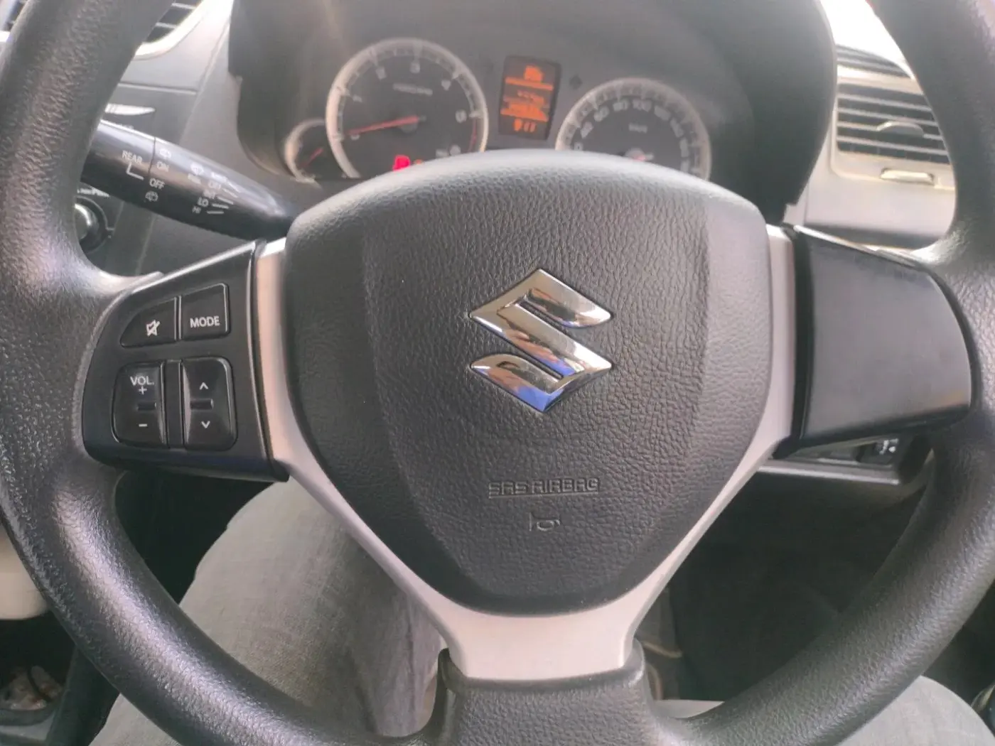 2012 Maruti Swift ZDI, Diesel, Manual, 1,44,533 km, interior