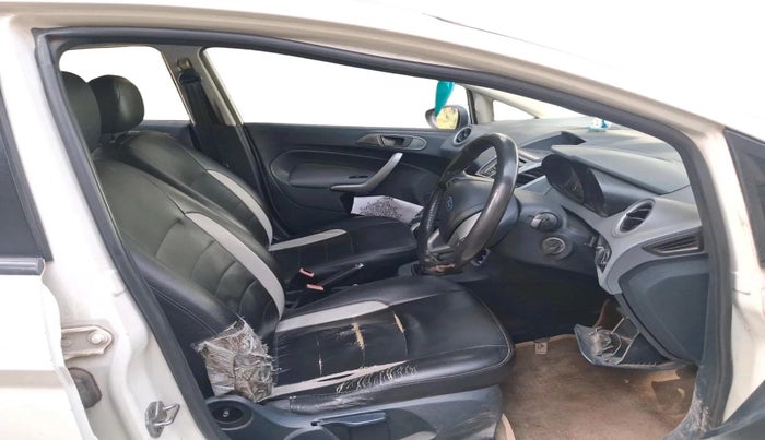 2011 Ford Fiesta STYLE DIESEL, Diesel, Manual, 1,05,594 km, interior