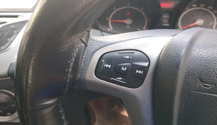 2011 Ford Fiesta STYLE DIESEL, Diesel, Manual, 1,05,594 km, interior