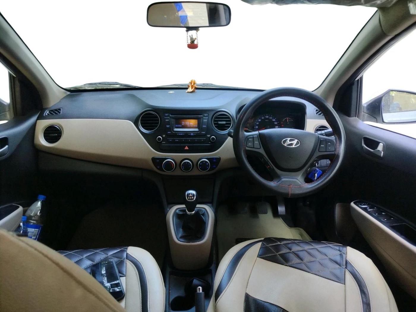 2014 Hyundai Xcent S 1.2, Petrol, Manual, 98,168 km, interior