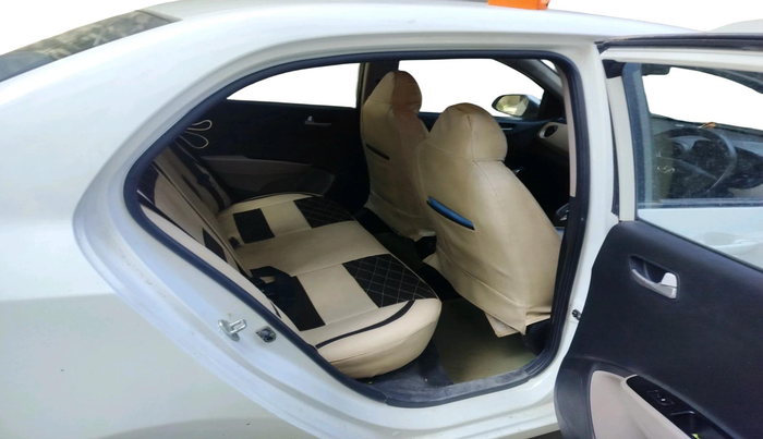 2014 Hyundai Xcent S 1.2, Petrol, Manual, 98,168 km, interior