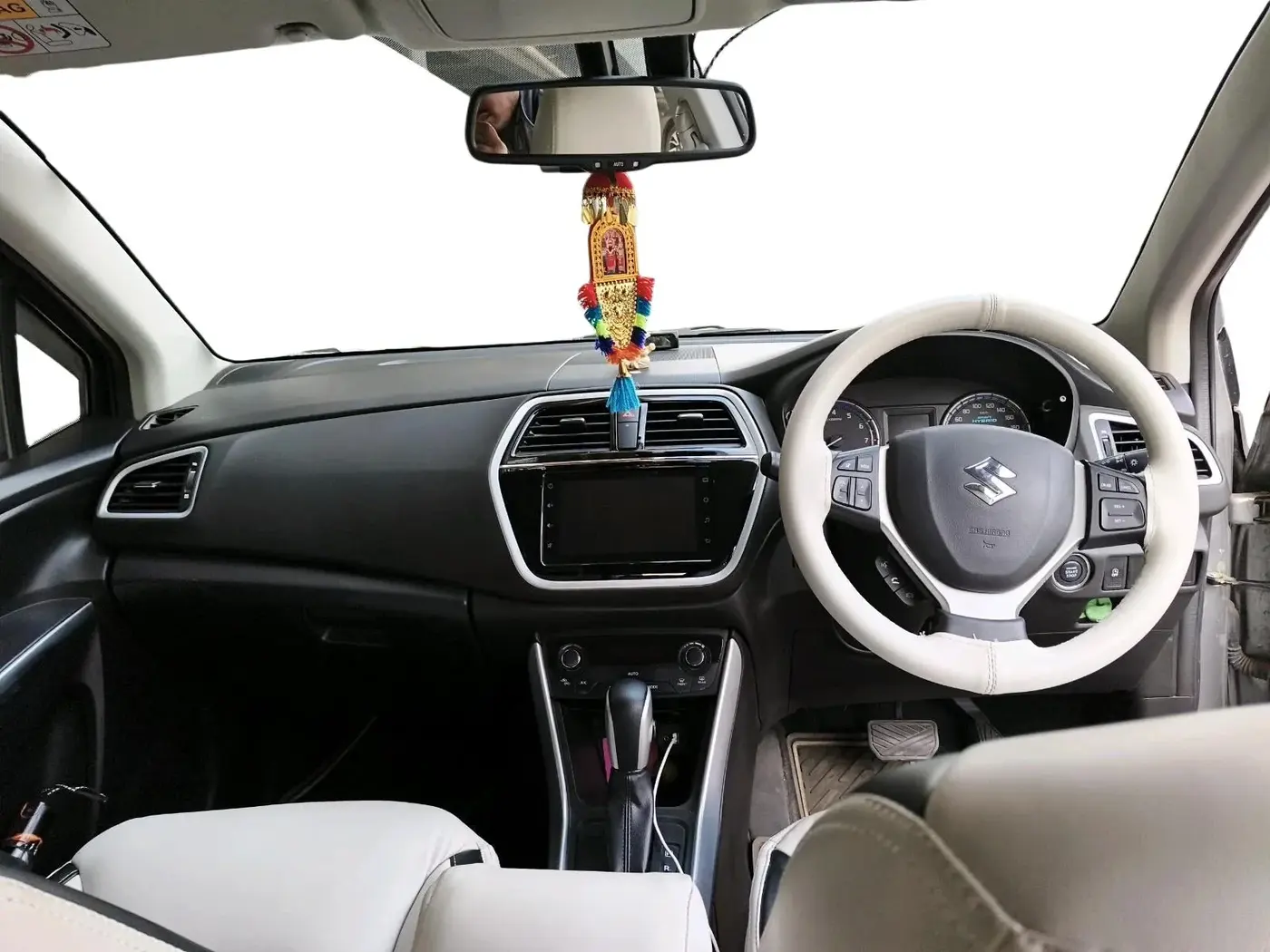 2022 Maruti S Cross ALPHA AT1.5, Petrol, Automatic, 16,920 km, interior