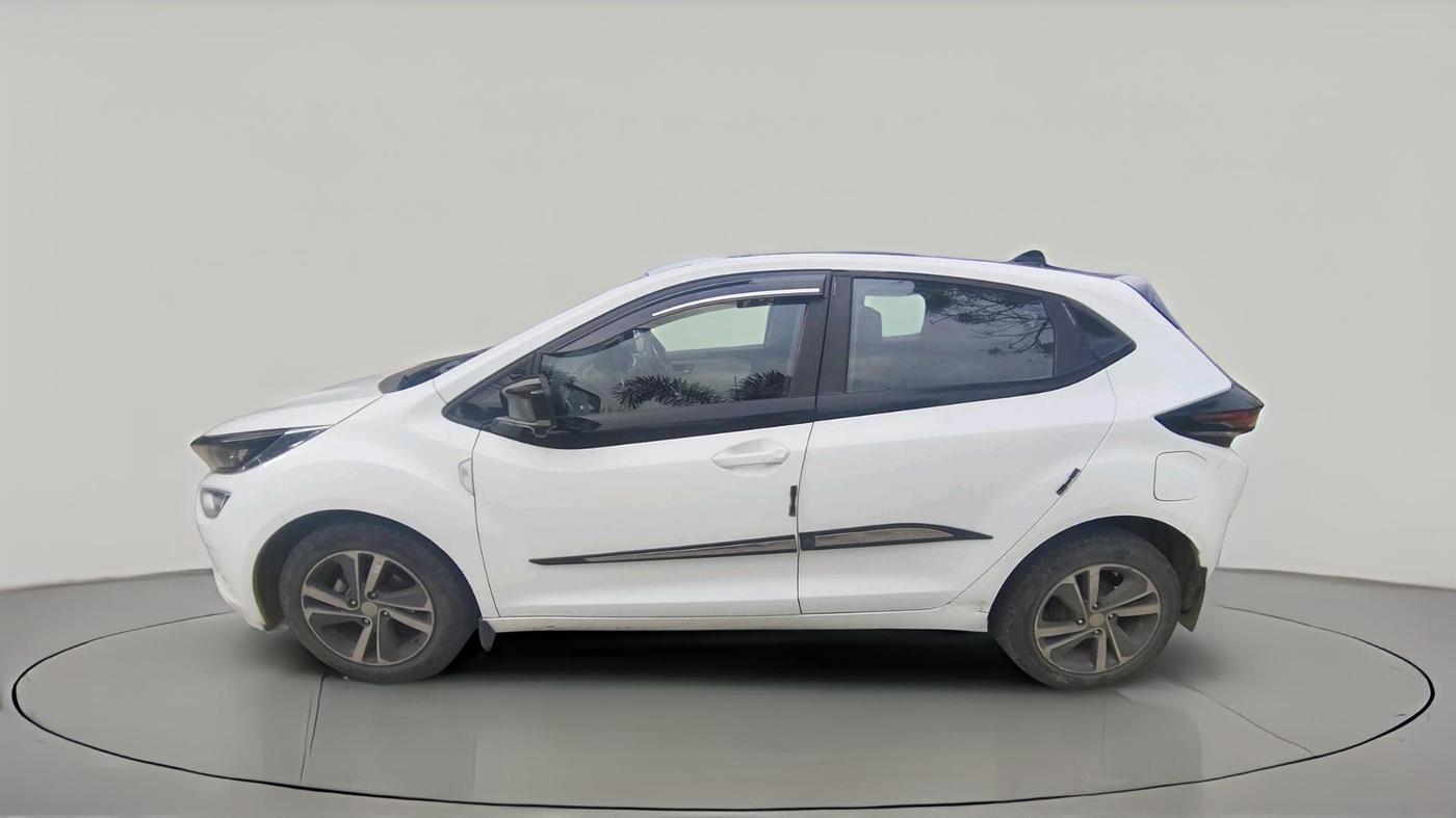 2025 Tata ALTROZ XZA Plus (S) Lux Petrol, Petrol, Automatic, 19,685 km, exterior