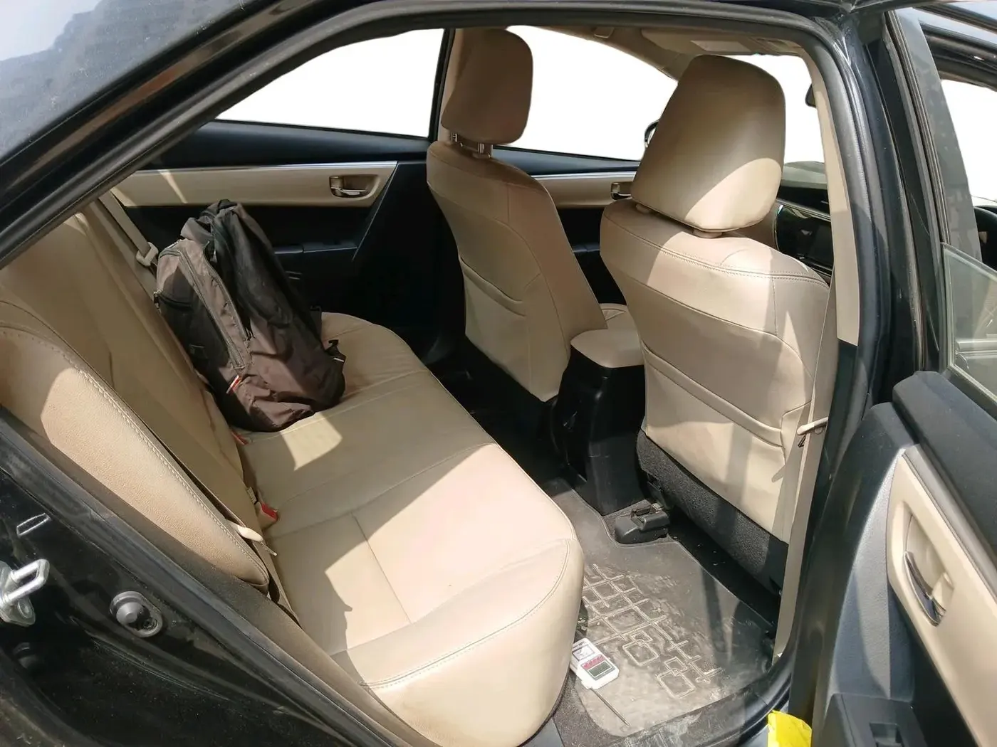 2015 Toyota Corolla Altis GL PETROL, Petrol, Manual, 77,226 km, interior