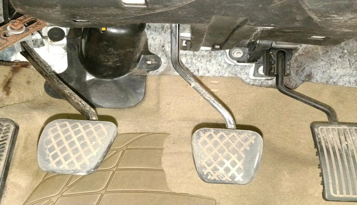 2011 Honda Accord 2.4L I-VTEC MT, Petrol, Manual, 1,21,551 km, interior