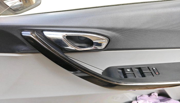 2020 Tata Tiago XZ PLUS PETROL, Petrol, Manual, 56,486 km, interior