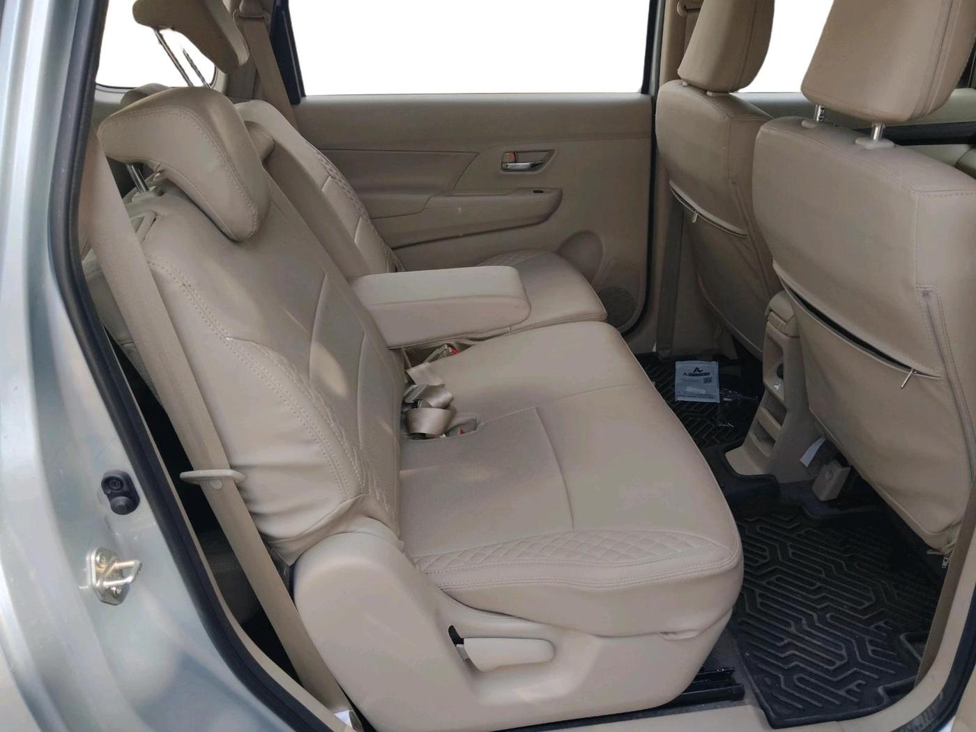 2025 Maruti Ertiga ZXI AT SHVS, Petrol, Automatic, 7,469 km, interior