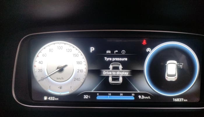 2024 Hyundai ALCAZAR 1.5 SIGNATURE (O) TURBO DCT 7, Petrol, Automatic, 16,837 km, interior