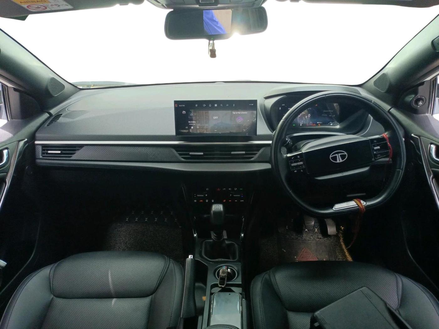 2024 Tata NEXON Fearless Plus (PS) 1.2 iCNG 6MT Dual Tone, CNG, Manual, 38,212 km, interior