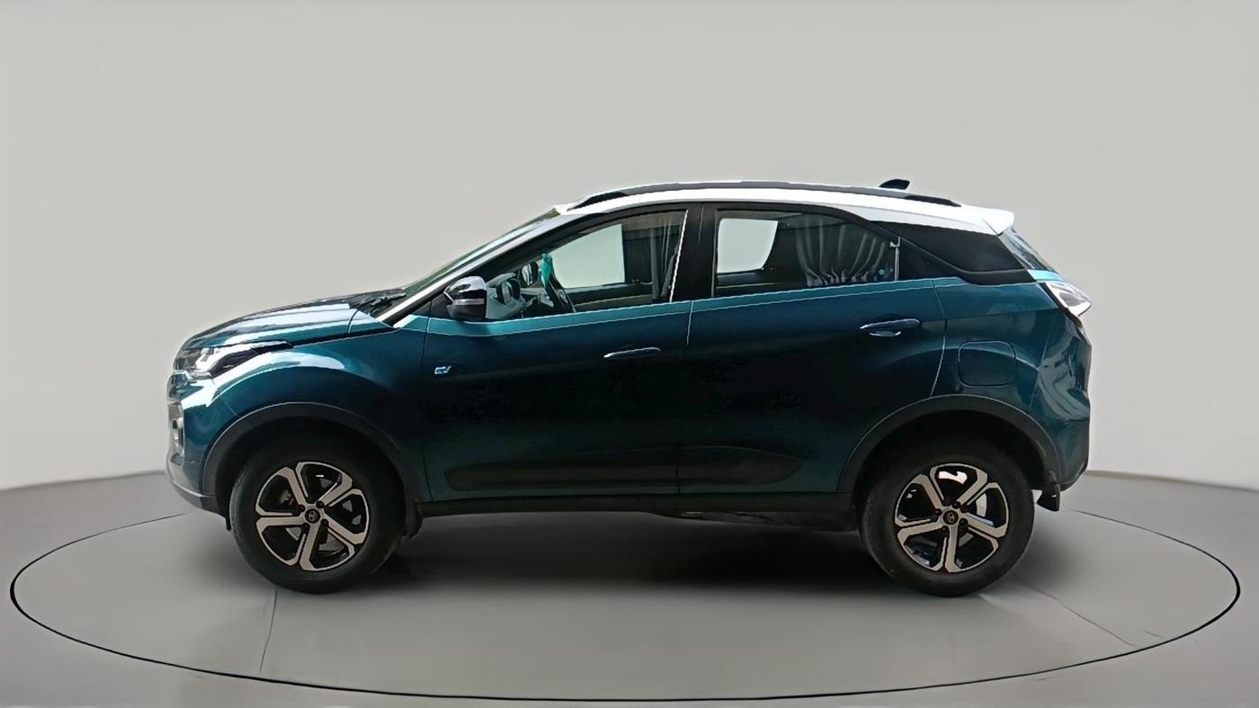 2022 Tata NEXON EV XZ PLUS, Electric, Automatic, 37,920 km, exterior