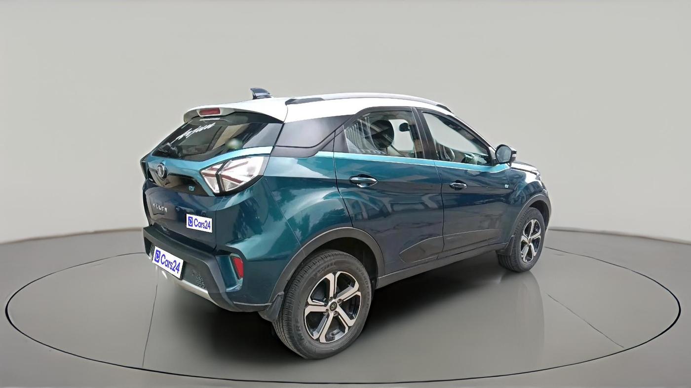 2022 Tata NEXON EV XZ PLUS, Electric, Automatic, 37,920 km, exterior