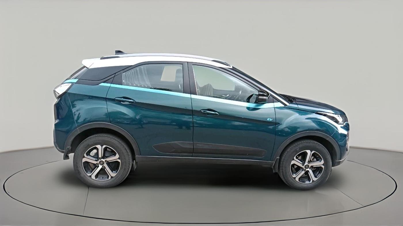 2022 Tata NEXON EV XZ PLUS, Electric, Automatic, 37,920 km, exterior