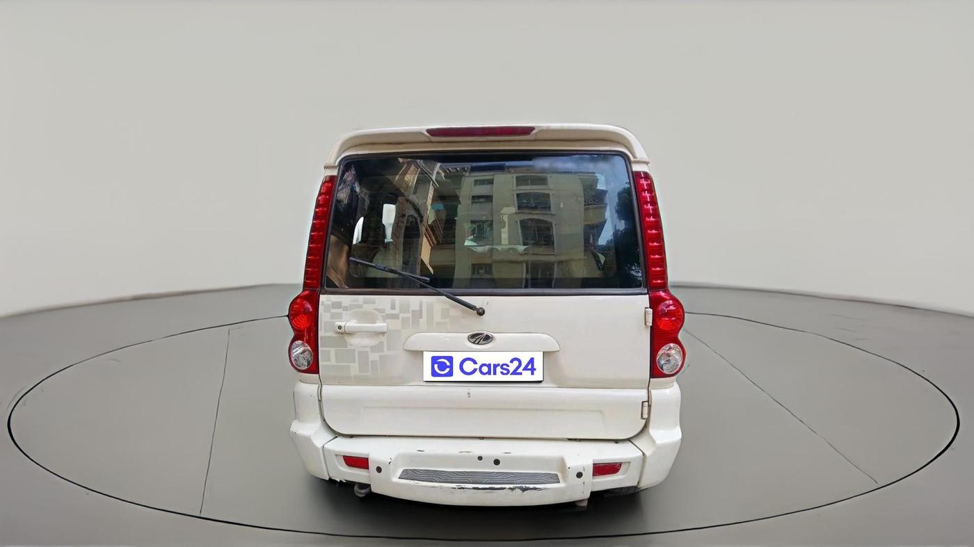 2013 Mahindra Scorpio VLX 2WD BS-III, Diesel, Manual, 3,77,579 km, exterior
