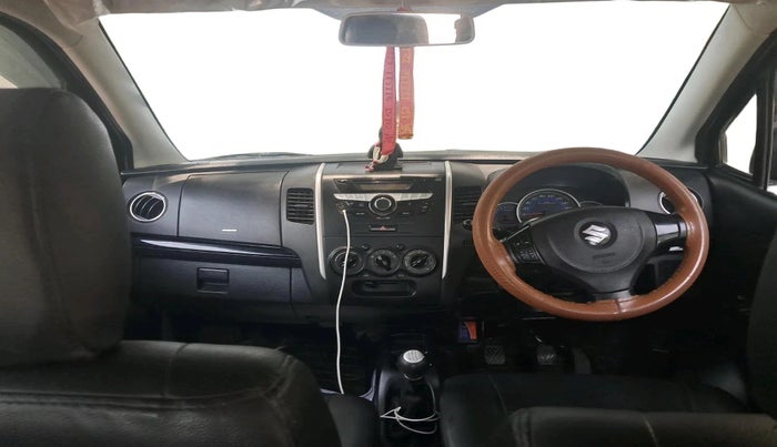 2015 Maruti Wagon R Stingray VXI, Petrol, Manual, 90,247 km, interior