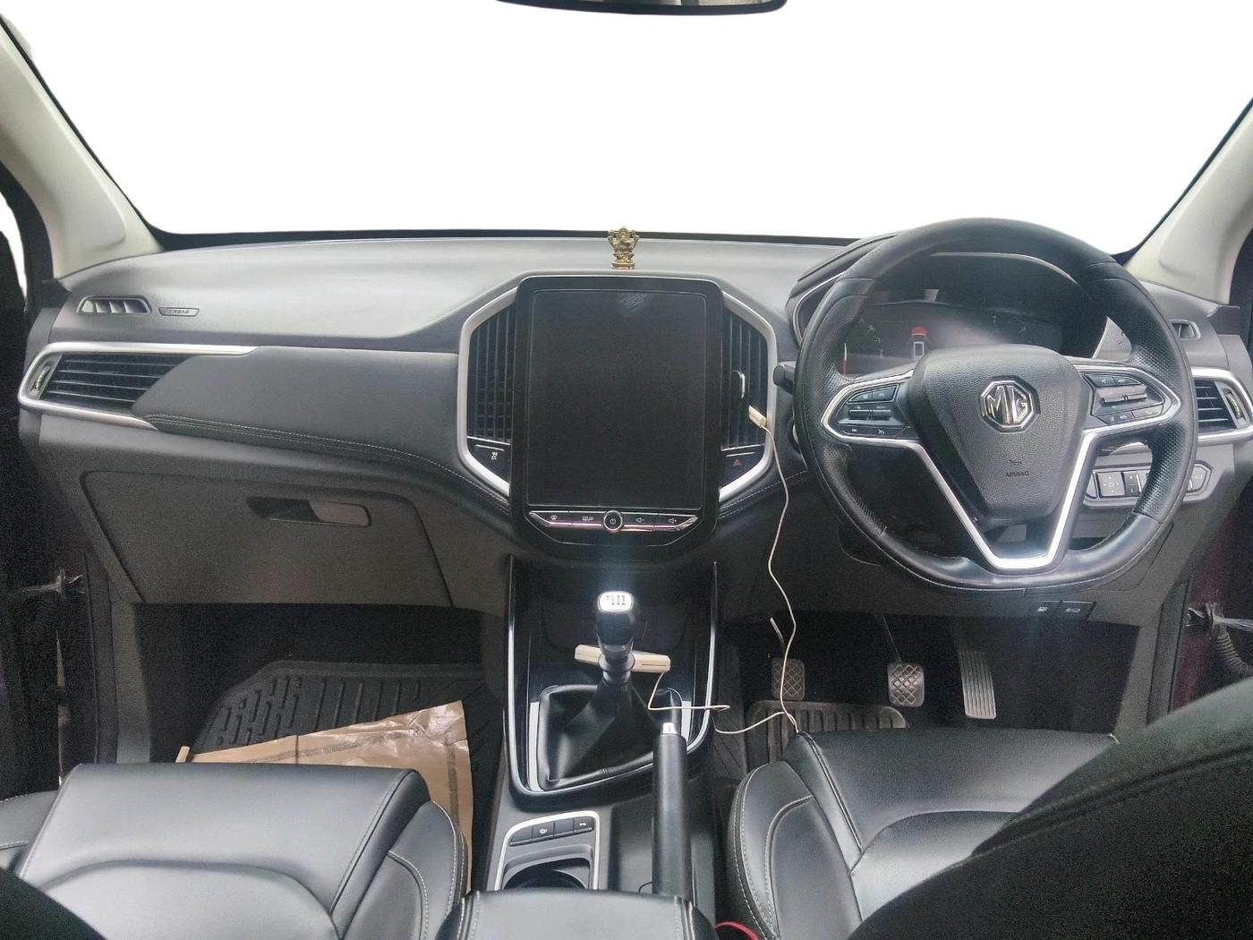 2019 MG HECTOR SHARP 2.0 DIESEL, Diesel, Manual, 1,16,843 km, interior