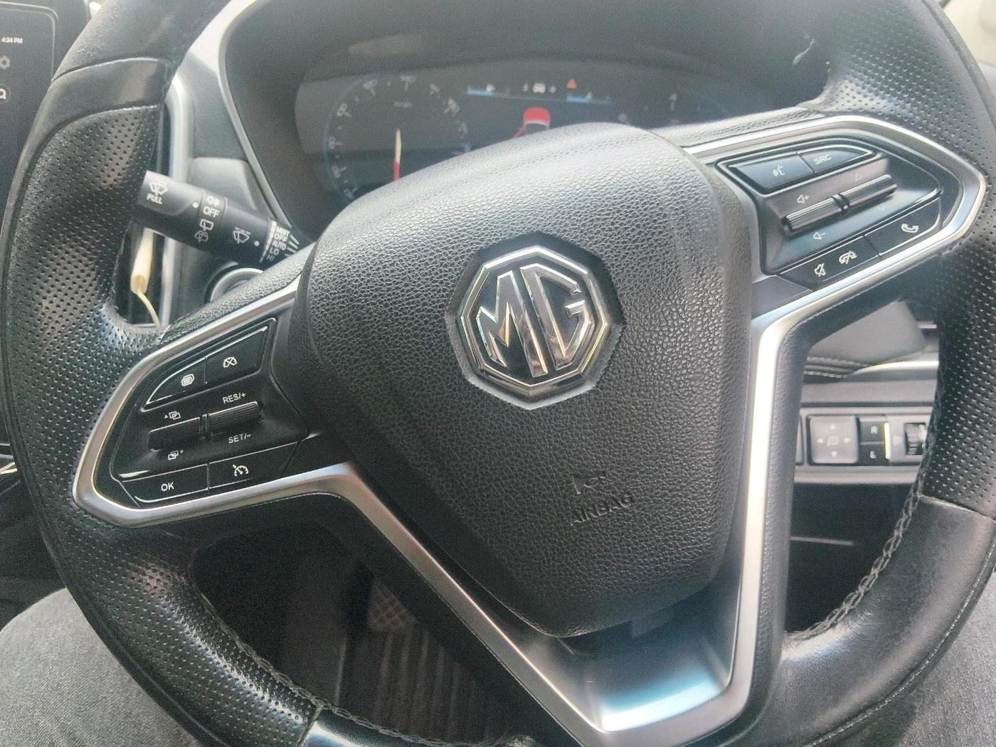 2019 MG HECTOR SHARP 2.0 DIESEL, Diesel, Manual, 1,16,843 km, interior