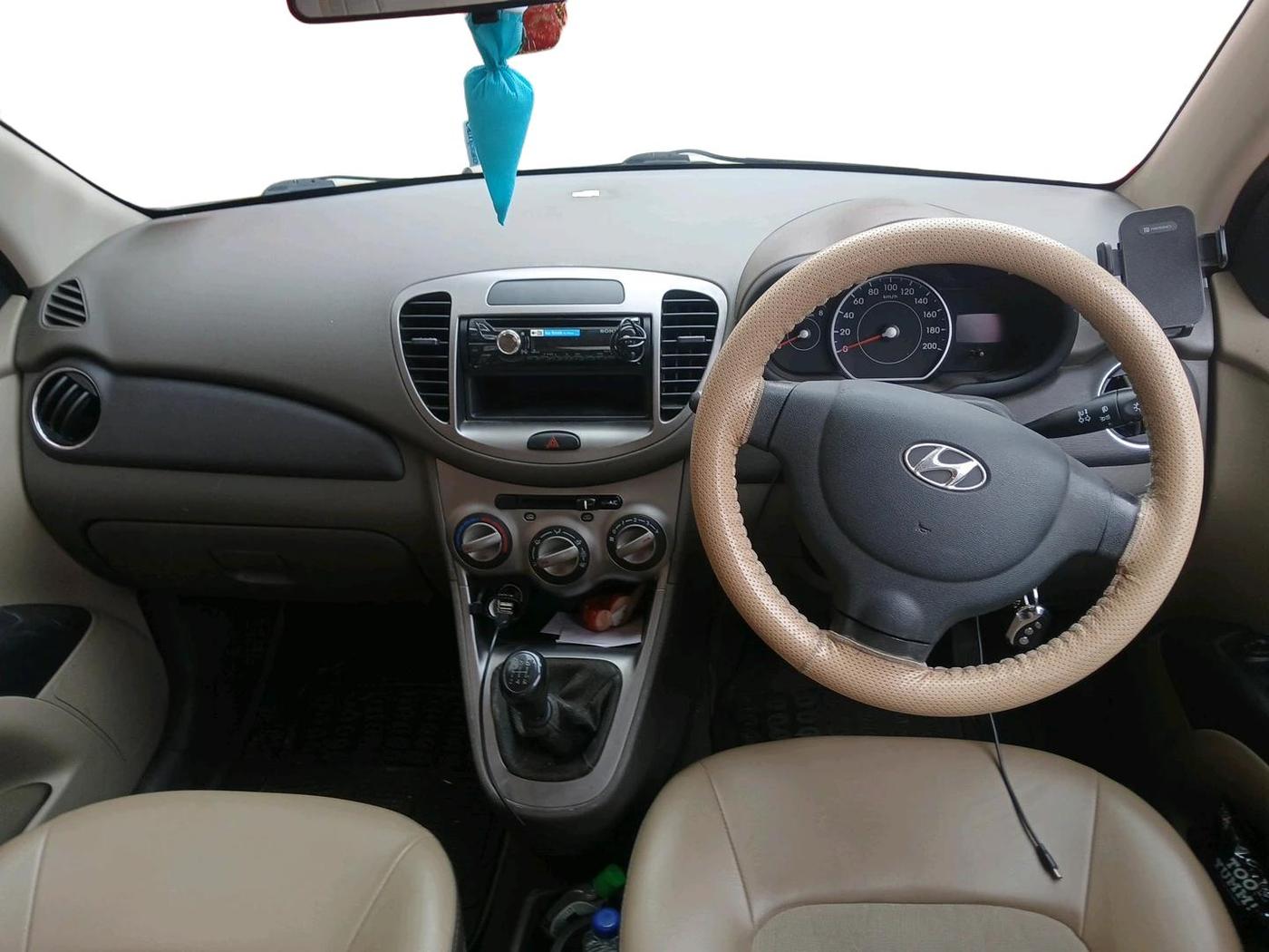 2013 Hyundai i10 MAGNA 1.2, Petrol, Manual, 73,377 km, interior