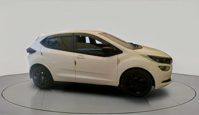 2022 Tata ALTROZ XT DIESEL, Diesel, Manual, 42,922 km, exterior
