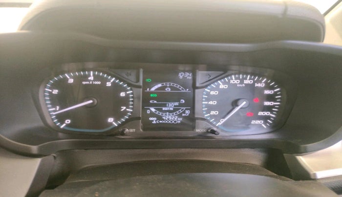 2022 Tata ALTROZ XT DIESEL, Diesel, Manual, 42,922 km, interior