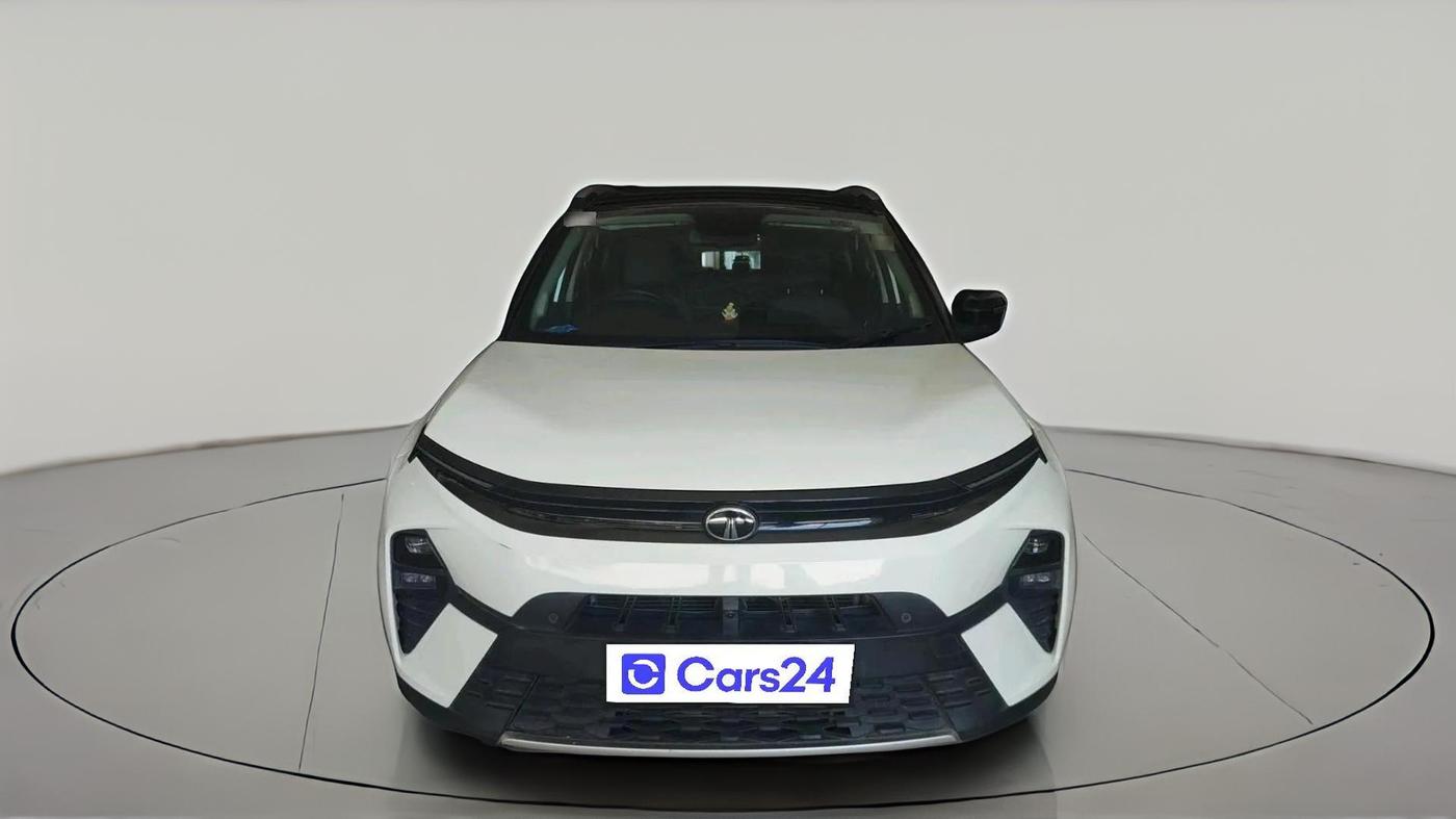 2025 Tata NEXON FEARLESS + SUNROOF DUAL TONE 1.5 DIESEL, Diesel, Manual, 24,410 km, exterior