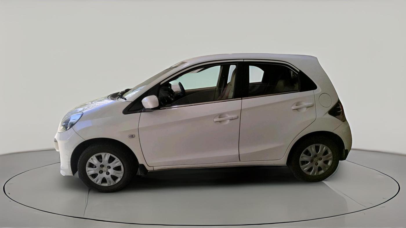 2013 Honda Brio S MT, Petrol, Manual, 1,24,904 km, exterior