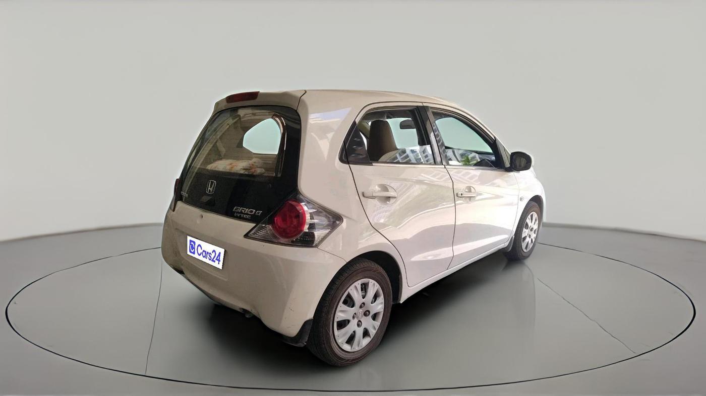 2013 Honda Brio S MT, Petrol, Manual, 1,24,904 km, exterior