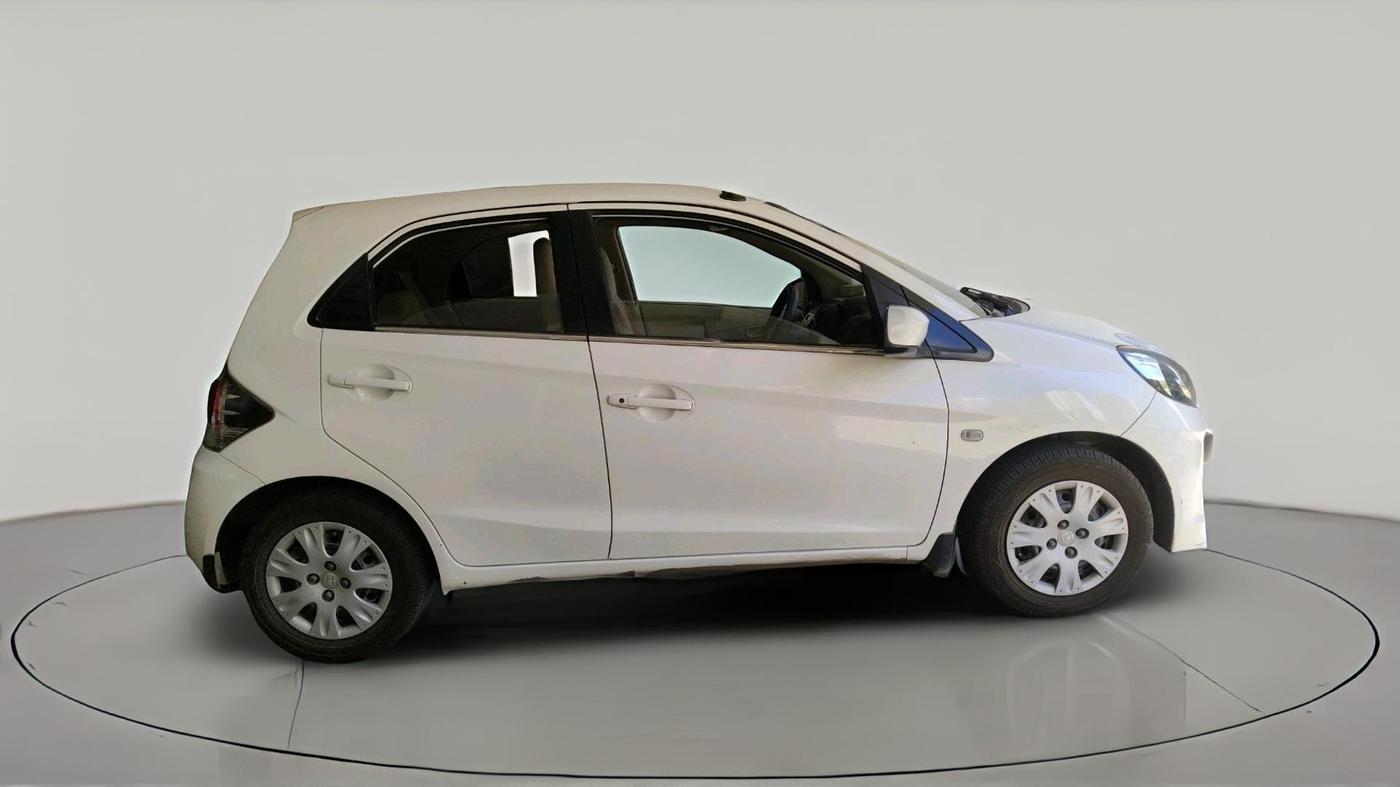 2013 Honda Brio S MT, Petrol, Manual, 1,24,904 km, exterior