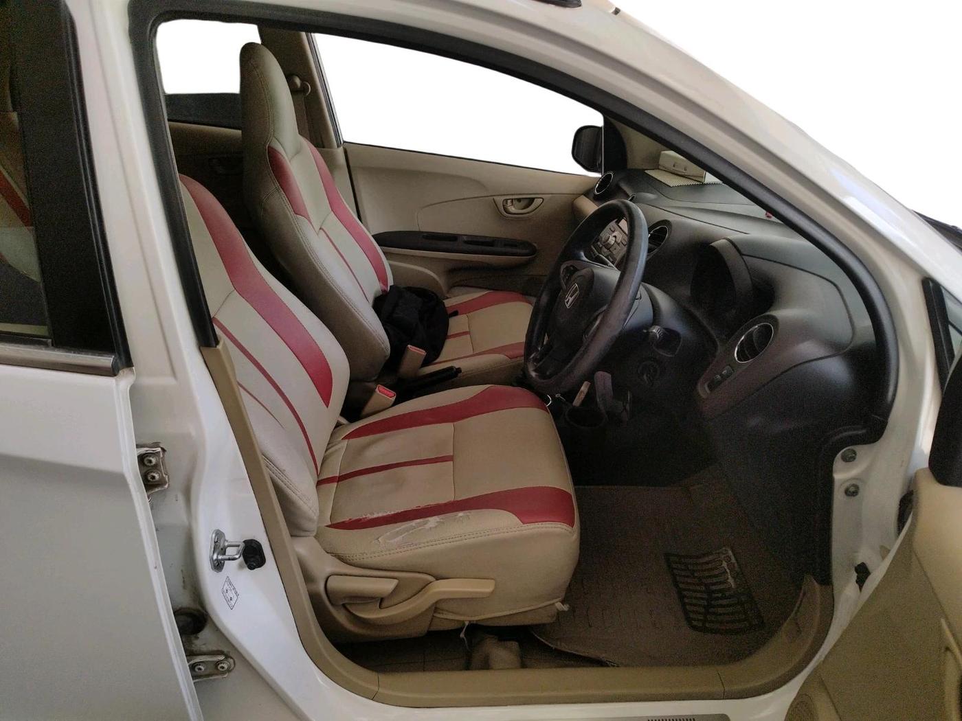 2013 Honda Brio S MT, Petrol, Manual, 1,24,904 km, interior