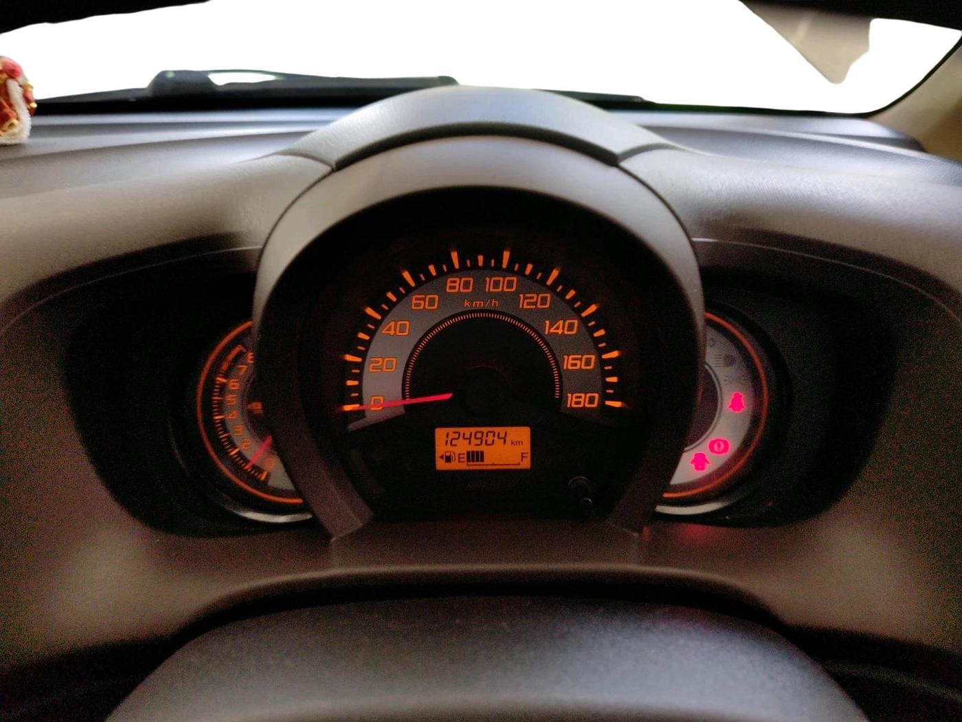 2013 Honda Brio S MT, Petrol, Manual, 1,24,904 km, interior