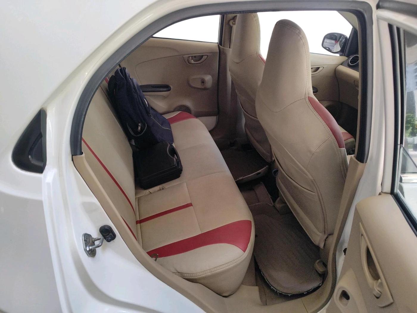 2013 Honda Brio S MT, Petrol, Manual, 1,24,904 km, interior
