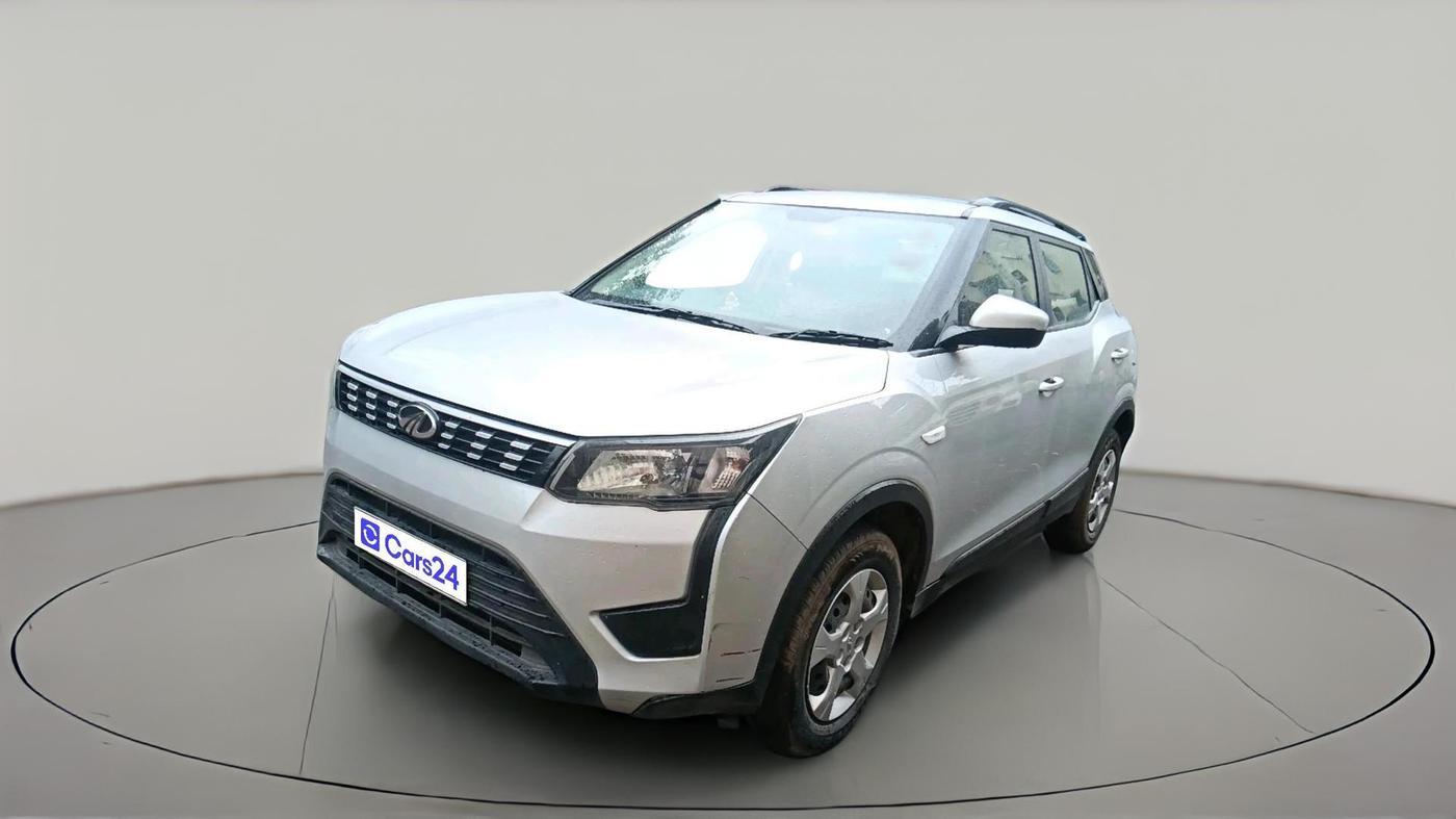 2019 Mahindra XUV300 W6 1.5 DIESEL, Diesel, Manual, 35,869 km, exterior