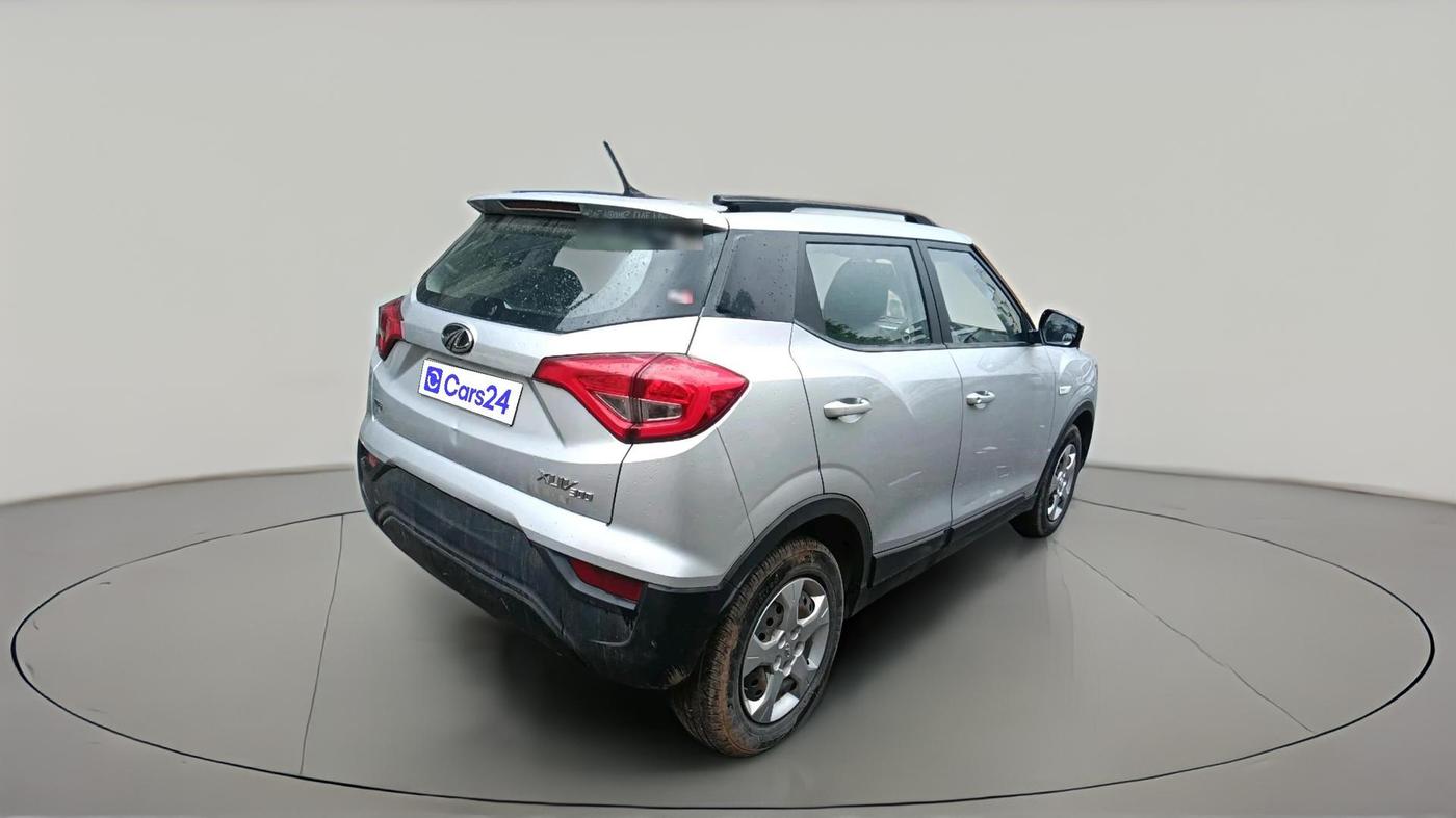 2019 Mahindra XUV300 W6 1.5 DIESEL, Diesel, Manual, 35,869 km, exterior