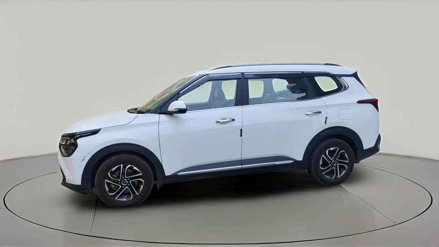 2022 KIA CARENS LUXURY PLUS 1.5 DIESEL 7 STR, Diesel, Manual, 1,41,288 km, exterior