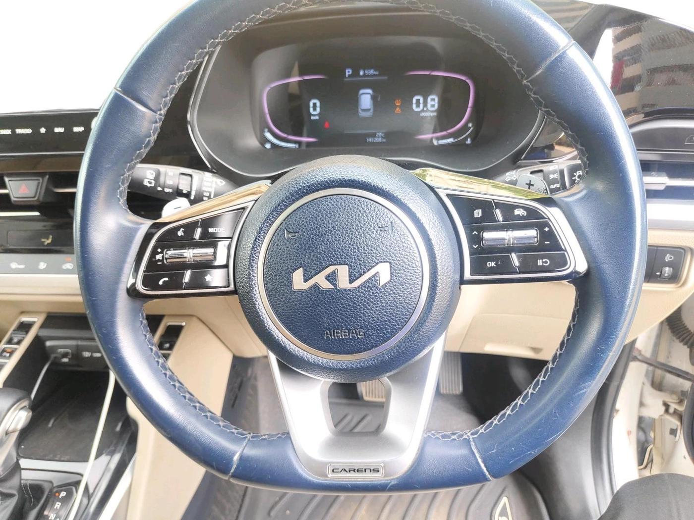 2022 KIA CARENS LUXURY PLUS 1.5 DIESEL 7 STR, Diesel, Manual, 1,41,288 km, interior