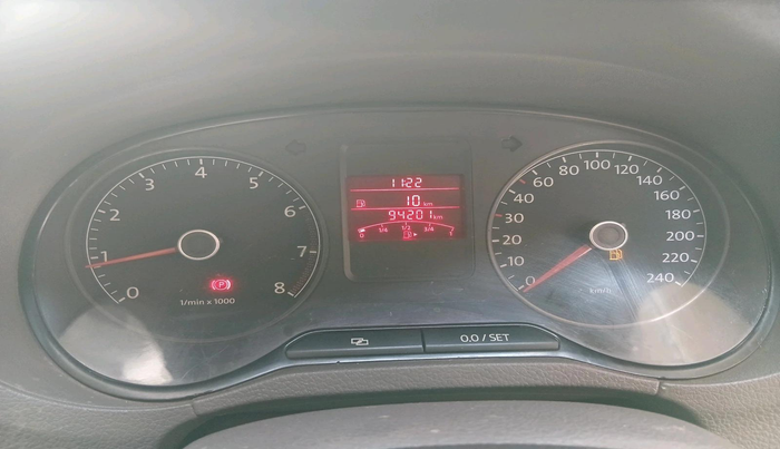2013 Volkswagen Vento HIGHLINE 1.6 MPI, Petrol, Manual, 94,201 km, interior