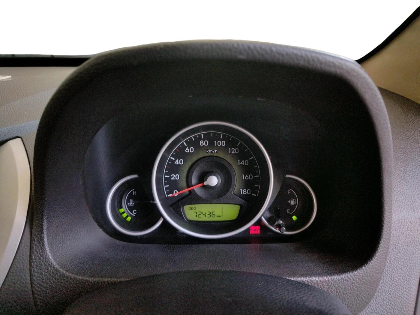 2016 Hyundai Eon SPORTZ, Petrol, Manual, 72,436 km, interior