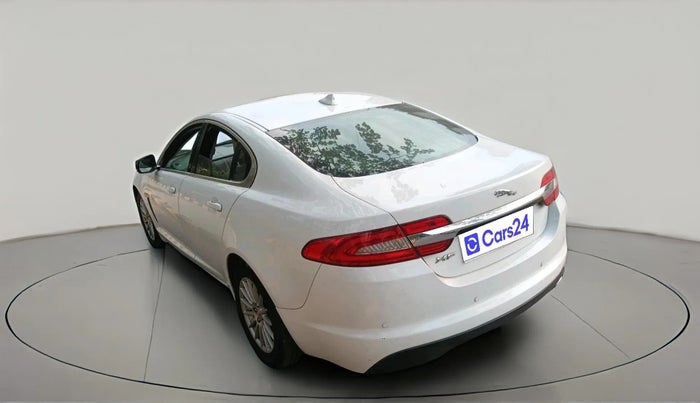 2014 Jaguar XF 2.2 DIESEL LUXURY, Diesel, Automatic, 1,01,685 km, exterior
