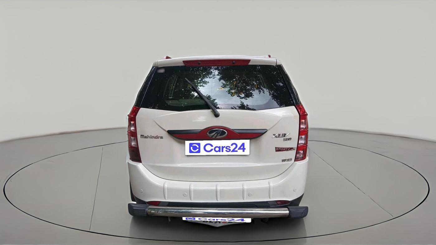 2017 Mahindra XUV500 W10, Diesel, Manual, 1,63,319 km, exterior