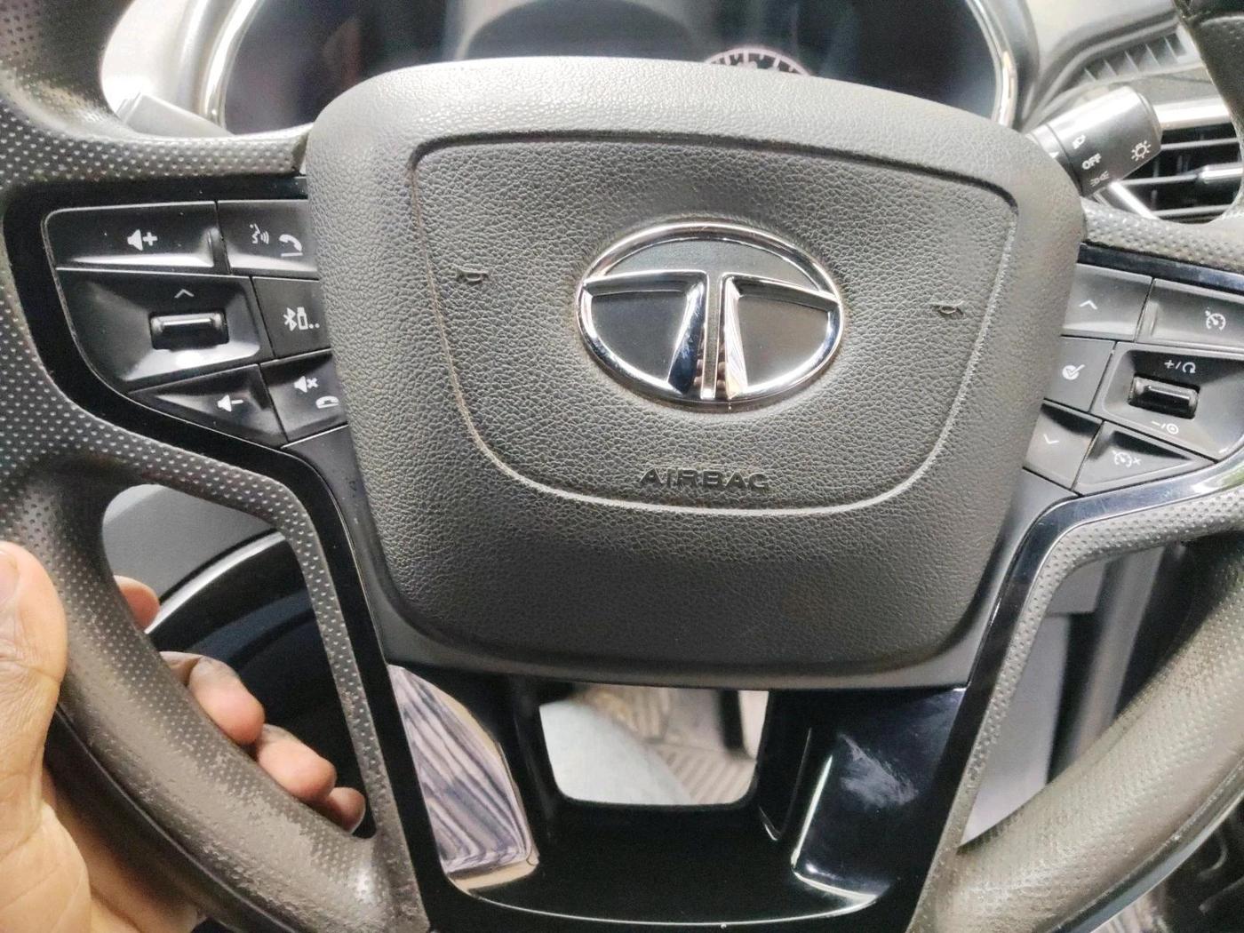 2021 Tata Harrier XZA PLUS 2.0L, Diesel, Automatic, 59,839 km, interior