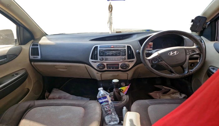 2013 Hyundai i20 ASTA 1.2, CNG, Manual, 1,13,895 km, interior