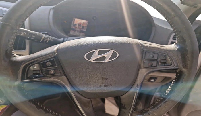 2013 Hyundai i20 ASTA 1.2, CNG, Manual, 1,13,895 km, interior