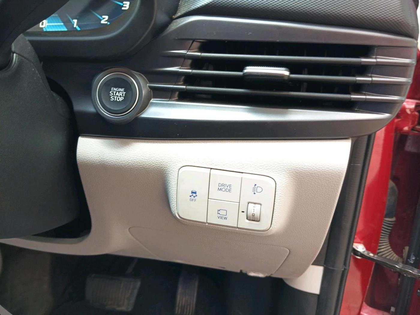 2025 Hyundai NEW I20 ASTA (O) 1.2 IVT, Petrol, Automatic, 14,033 km, interior