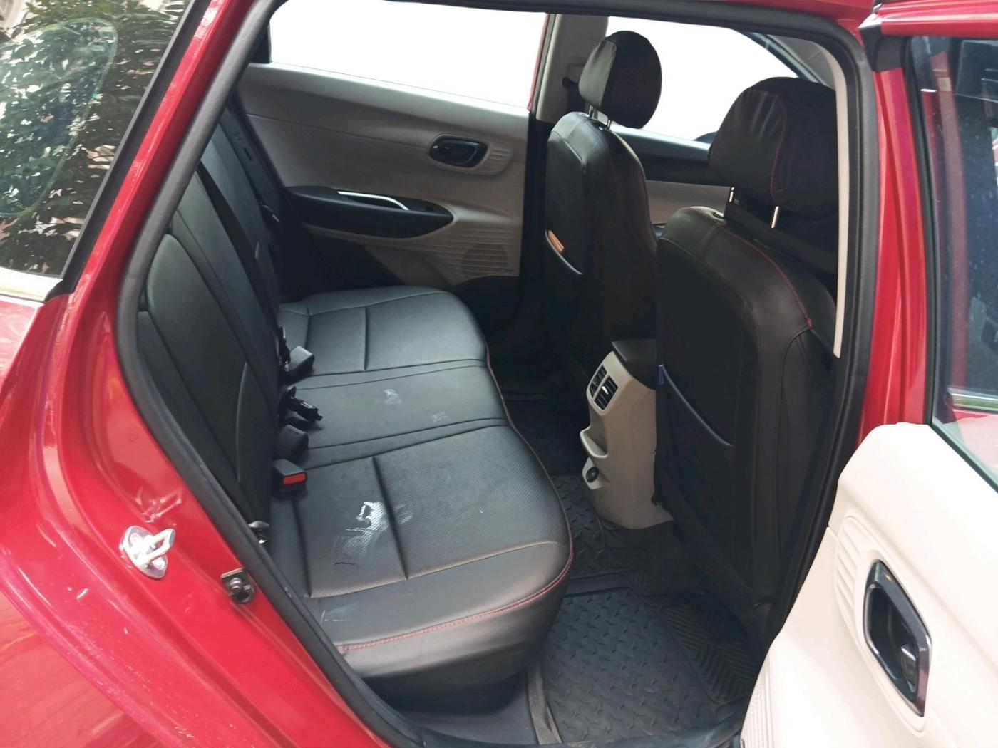 2025 Hyundai NEW I20 ASTA (O) 1.2 IVT, Petrol, Automatic, 14,033 km, interior
