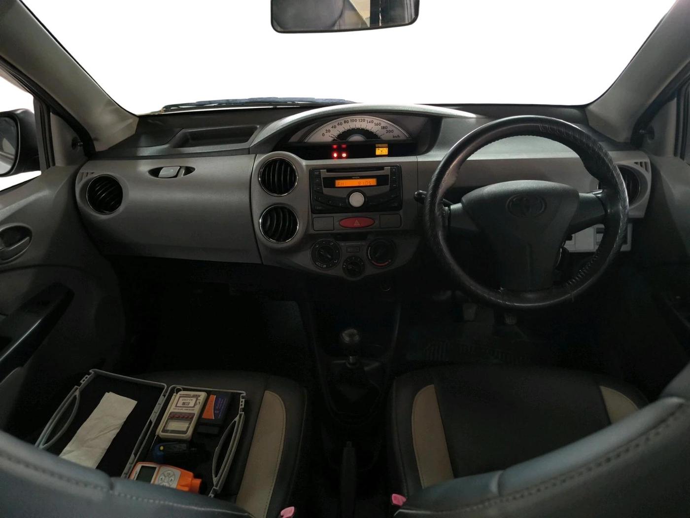 2011 Toyota Etios G, Petrol, Manual, 58,774 km, interior