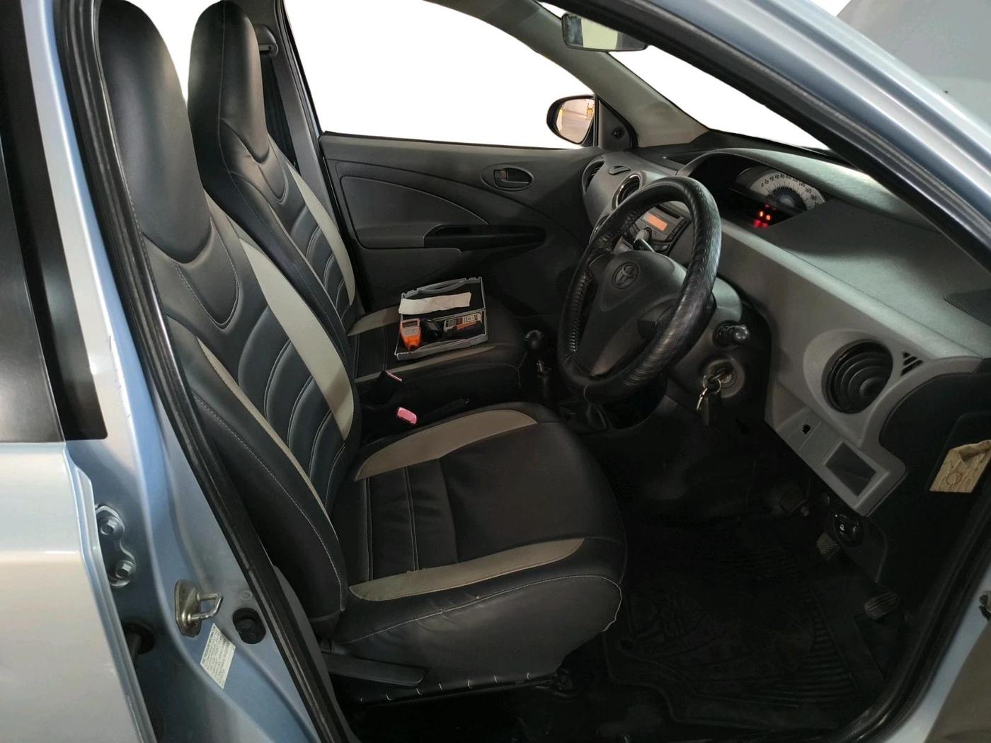 2011 Toyota Etios G, Petrol, Manual, 58,774 km, interior