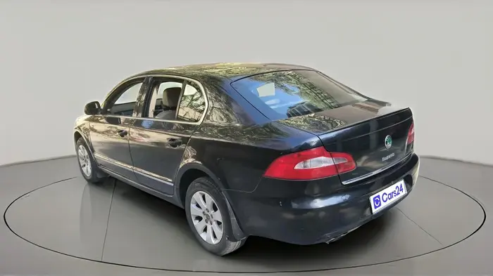 2012 Skoda Superb ELEGANCE 1.8 TSI AT, Petrol, Automatic, 1,00,066 km, exterior