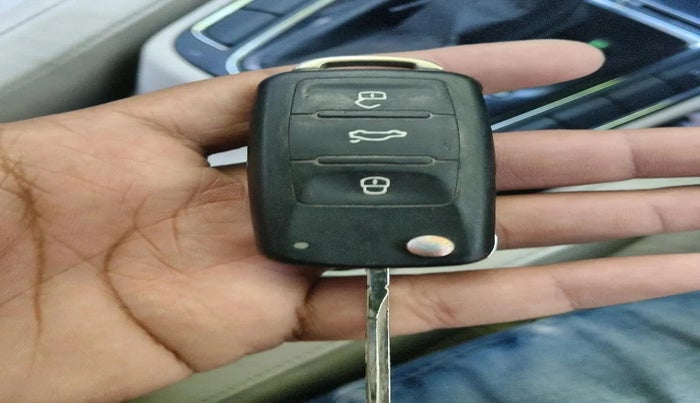 2012 Skoda Superb ELEGANCE 1.8 TSI AT, Petrol, Automatic, 1,00,066 km, interior