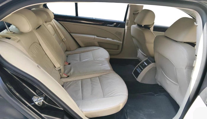 2012 Skoda Superb ELEGANCE 1.8 TSI AT, Petrol, Automatic, 1,00,066 km, interior