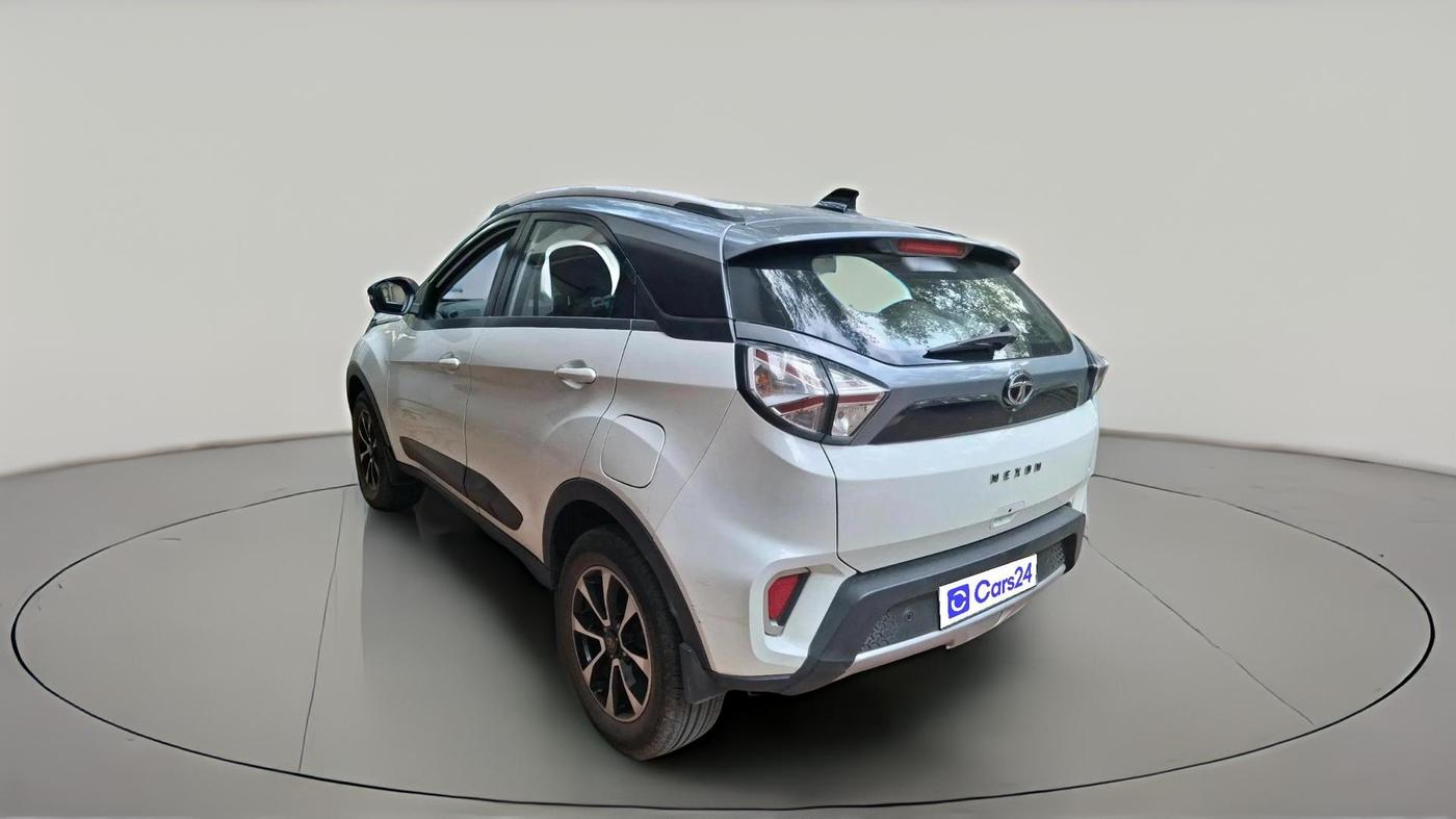 2021 Tata NEXON XZA PLUS (O) DIESEL, Diesel, Automatic, 1,23,350 km, exterior
