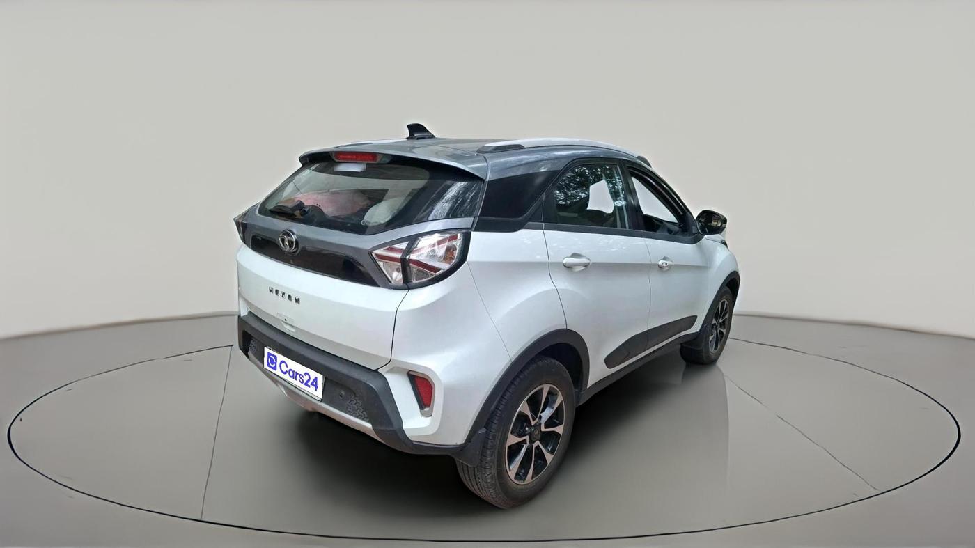 2021 Tata NEXON XZA PLUS (O) DIESEL, Diesel, Automatic, 1,23,350 km, exterior